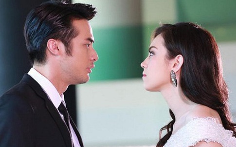 Ly hôn 3 năm, chồng cũ thấy vợ cũ vẫn qua lại thường xuyên nên vui mừng xin đoàn tụ nhưng câu trả lời của cô khiến anh 'nghẹn đắng'