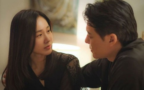 Chồng sắp cưới yêu cầu dùng lại giường ngủ cũ để tiết kiệm, cô gái có pha xử lý khôn khéo khiến đằng trai ngậm ngùi