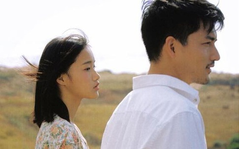 Đang vui vẻ tổ chức sinh nhật cho mẹ tôi thì anh trai bỗng bật khóc, rồi anh chỉ đĩa cá hấp khiến cả nhà giật mình
