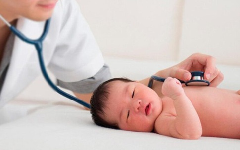 Cần sàng lọc tim bẩm sinh cho trẻ ngay sau sinh