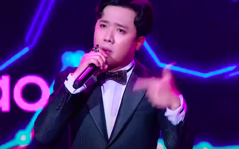 Trấn Thành đọc Rap kiểu Đen Vâu, nghe cũng "rất ra gì và này nọ" mà sao netizen toàn chê cười, có người phản ứng sốc