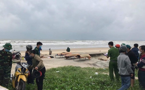 Buổi sáng tang thương ở Quảng Nam: Tìm thấy 6 thi thể mất tích do mưa lũ, có 2 em mới 14 tuổi