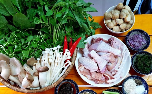Lẩu gà lá é, món ngon "sốt" chợ mạng những ngày chớm đông, tiểu thương bán ngày 50 nồi lẩu