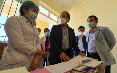 Lãnh đạo Tổng cục Dân số - KHHGĐ khảo sát thực trạng y tế cơ sở ở nhiều tỉnh