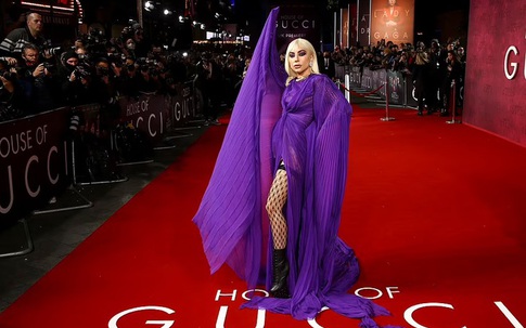 Lady Gaga với hình ảnh quý cô lộng lẫy trên thảm đỏ