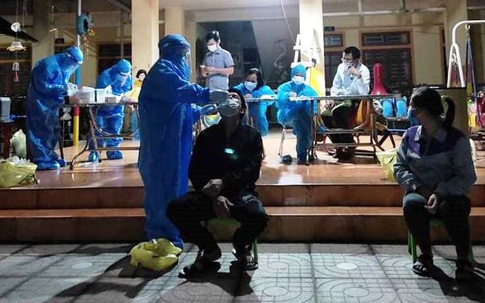 3 người mệt mỏi, sốt ho đến Trạm y tế test nhanh dương tính với SARS-CoV-2, Nghệ An thêm 21 ca mắc


