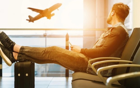Tại sao không nên đi máy bay vào thời điểm chiều tối?