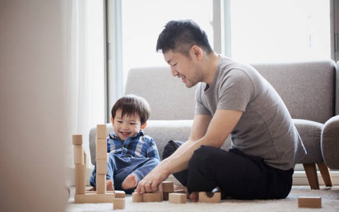 BỐ, MẸ và BÀ, ai là người có ảnh hưởng nhiều nhất đến trí thông minh của trẻ: Đây là câu trả lời sau 12 năm nghiên cứu từ ĐH Harvard