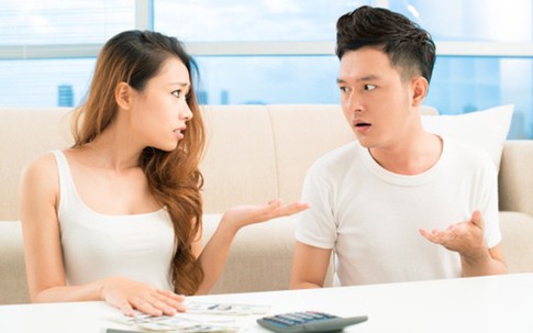 Vay tiền anh trai, tôi choáng váng cả tháng trời với câu trả lời sốc óc của chị dâu