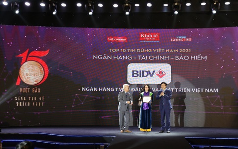 Thẻ tín dụng BIDV Visa Platinum Cashback Online lọt Top 10 Tin dùng Việt Nam 2021