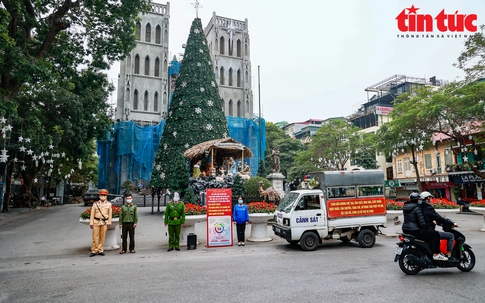 Hà Nội: Cấm các phương tiện và hạn chế người dân ra vào khu vực Nhà Thờ lớn