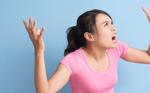 Mẹ kế bôi xấu vợ chồng tôi