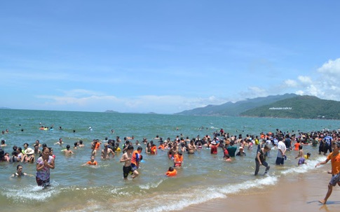 Nhiều khách hàng hoãn tour du lịch vì lo ngại diễn biến phức tạp của COVID-19