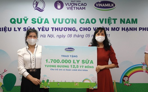 1,7 triệu hộp sữa sẽ được Vinamilk sẽ gửi đến trẻ em khó khăn qua quỹ sữa vươn cao Việt Nam