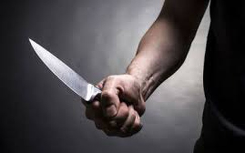 Tạm giữ hình sự kẻ dùng dao truy sát gia đình ở Vĩnh Phúc