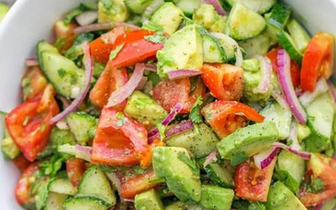 10 phút chuẩn bị vào buổi tối, ngày hôm sau chị em sẽ có ngay món salad ăn vừa mát ruột, vừa chẳng sợ béo!