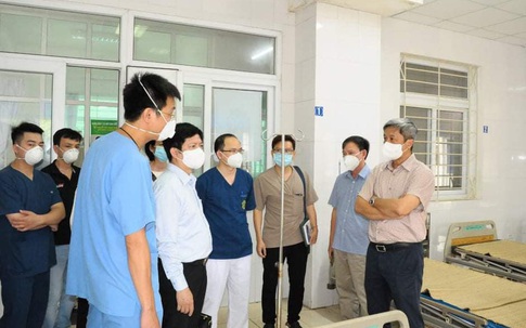 Thứ trưởng Bộ Y tế: Bắc Giang cần đẩy nhanh công suất xét nghiệm, nhanh chóng đưa các cơ sở điều trị vào hoạt động