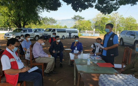Chuyên gia y tế Việt Nam hỗ trợ kiểm soát dịch COVID-19 hiệu quả tại Lào