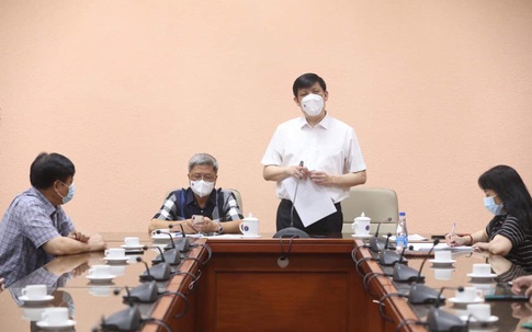 35 chuyên gia y tế Việt Nam sang hỗ trợ nước bạn Lào phòng chống dịch COVID-19