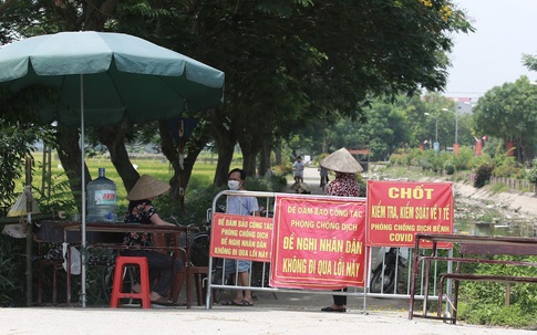 Về Hà Nội để "lánh" dịch, người phụ nữ làm nghề ve chai ở Bắc Giang dương tính