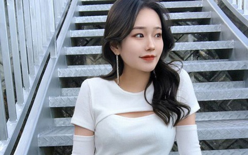 3 kiểu áo phông sành điệu từ công sở ra phố, nàng có phong cách nào cũng đều phù hợp