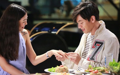 Sát ngày ăn hỏi, chú rể hủy hôn chạy theo tình mới, 2 năm sau vào lại facebook 'vợ hụt' anh mới ngã ngửa