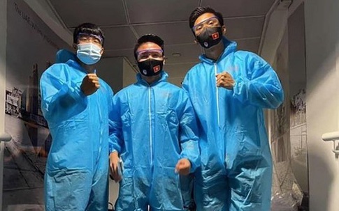 Hai ca Covid-19 đi cùng chuyến bay với đội tuyển Việt Nam