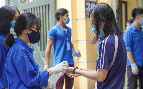 Kỳ thi tốt nghiệp THPT được tổ chức ra sao tại Hà Nội và TP.HCM?
