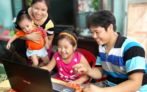 Tôn vinh giá trị tốt đẹp của gia đình Việt Nam qua triển lãm ảnh “Gia đình - Tổ ấm yêu thương”