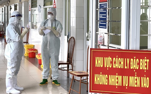 Hà Nội: 2 điều dưỡng Bệnh viện Thanh Nhàn dương tính SARS-CoV-2 khi chăm sóc bệnh nhân