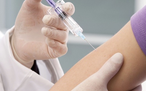 Phụ nữ mang thai có nên tiêm vaccine COVID-19?