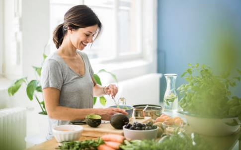 Lấy một cô vợ không biết nấu ăn có hạnh phúc được không?