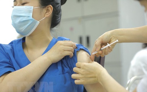 Bộ Y tế sẽ phối hợp trình Thủ tướng quyết định chi Quỹ Vaccine phòng COVID-19 cho việc nhập khẩu, sản xuất vaccine trong nước