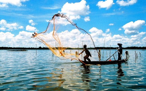 Thâm cung bí sử (237 - 8): Bài toán nuôi biển