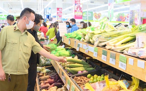 Xuất hiện tình trạng cá nhân mua hàng tại siêu thị, TTTM mang ra bán kiếm lời tại TP.HCM