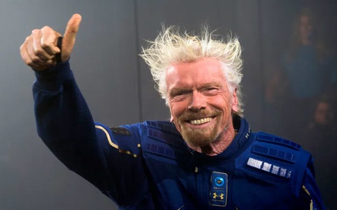 Tỷ phú vượt mặt ông chủ Amazon trong cuộc đua vào vũ trụ