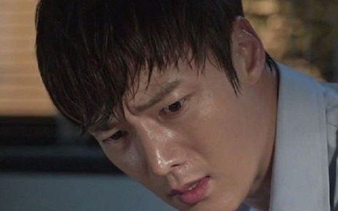 Về nhà chẳng thấy vợ đâu, tôi choáng váng tìm được lá đơn ly hôn trong nhà tắm, được đặt trên chậu quần áo đầy ắp