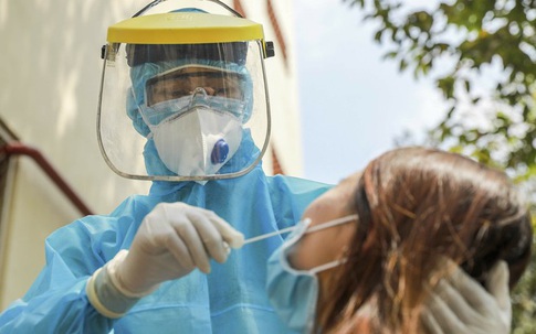 Hà Nội có 23 ca dương tính SARS-CoV-2 trong ngày đầu giãn cách toàn TP