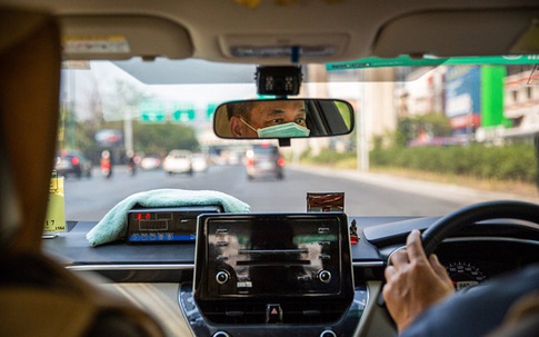 Hà Nội khẩn tìm người đi 2 chuyến taxi tới Bệnh viện Xanh Pôn và Sơn Tây