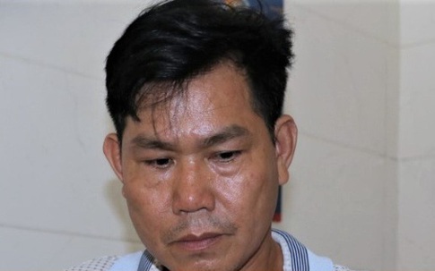 Kẻ cho vay nặng lãi thủ súng trong nhà