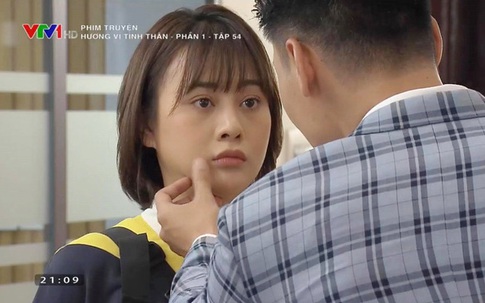 Hương vị tình thân tập 54: Tan chảy với cảnh Long véo má Nam dọa hôn, đang cao trào thì Thy phá đám