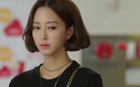 Mẹ chồng giữ vàng cưới hơn 3 năm không trả, khi tôi đòi thì phát hiện bí mật tày đình của bà, lời đề nghị sau đó mới thật 'sốc'