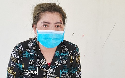 Tạm giữ hình sự người phụ nữ cắn tay, đánh công an ở miền Tây