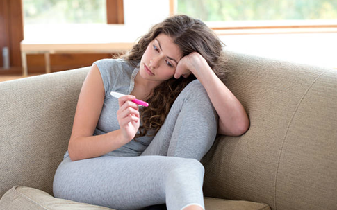 Em dính bầu, bạn trai không nói bỏ thai nhưng cũng không muốn cưới