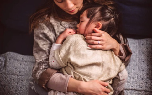Muốn rổ rá cạp lại với một người mẹ đơn thân nhưng tôi bị phũ phàng từ chối