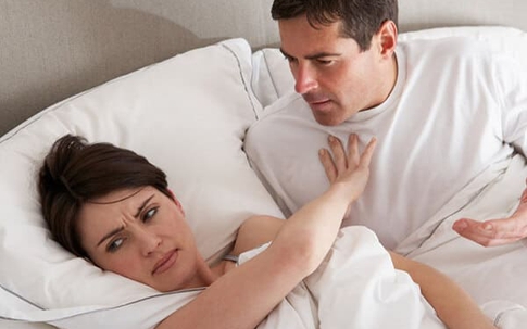 Phát hiện chồng sắp cưới ngủ với vợ cũ