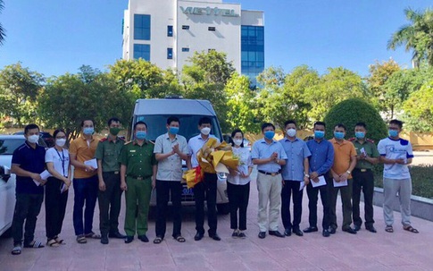 Tổ công tác "đặc biệt" vào TPHCM đón phụ nữ mang thai, trẻ em về quê