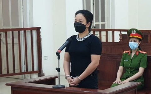 Tuyên án nữ chủ quán cho khách đến hát giữa mùa dịch