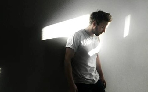 Vừa ly dị vợ 4 ngày đã cưới luôn bồ và cái kết đắng ngắt cho chồng phụ bạc