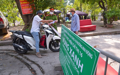 Cận cảnh các chốt "vùng xanh" bảo vệ các khu dân cư chưa có F0 tại Hà Nội